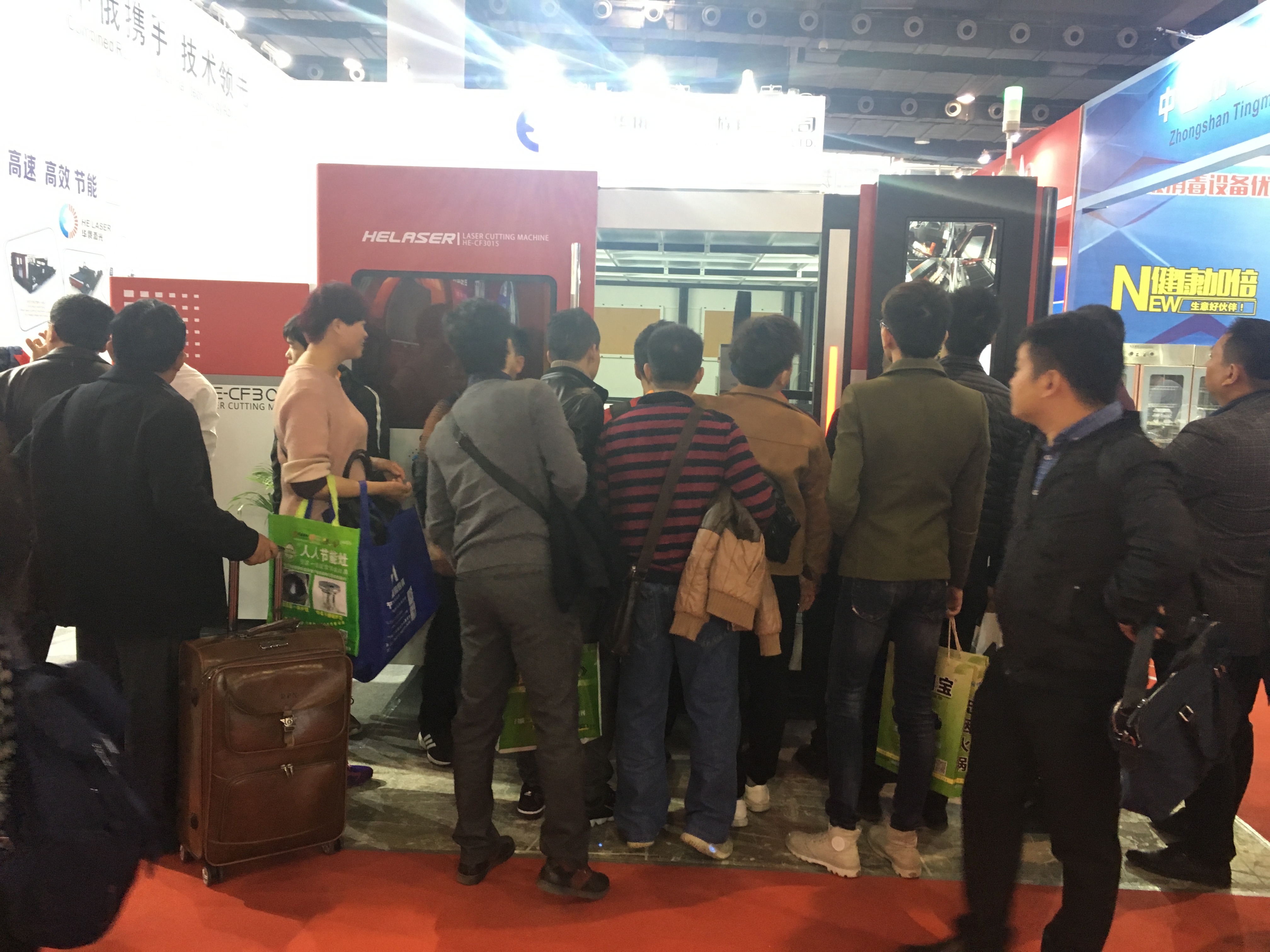 2017廣州酒店用品展璀璨落幕，華俄激光再創(chuàng)佳績